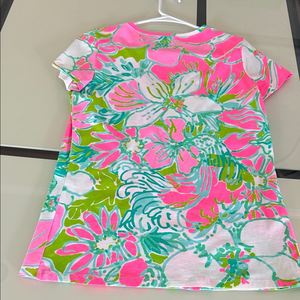 Lilly Pulitzer Pink and Green Floral V-Neck Top - Picture 3 of 3